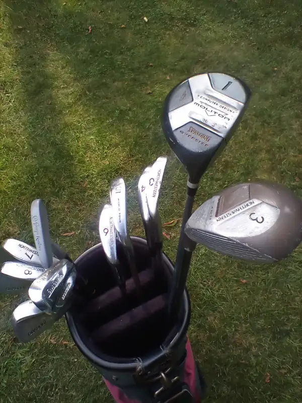 Golf clubs in Golf in Sarnia - Image 2