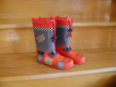 Bottes pluie gr US 11,bottes automne Yeti gr 12,gr 3,gr2, View more