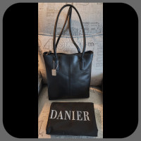 DANIER || Black Leather Bucket Purse