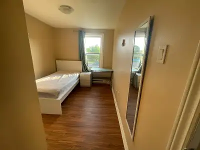 Room  for rent all utilities including laundry internet full fur