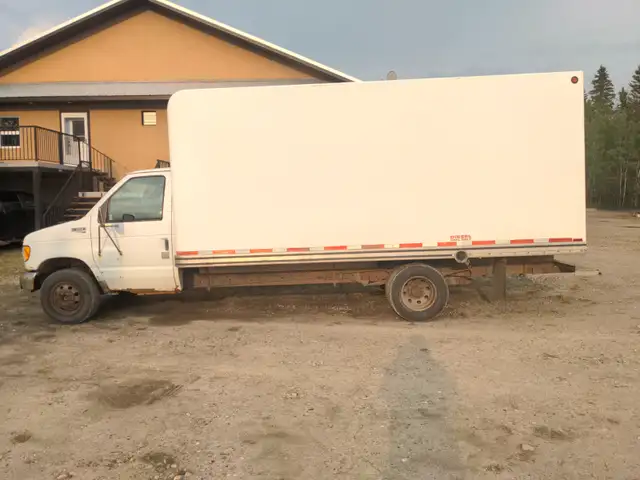 1998 Ford E350 Cube Van545693709360189443