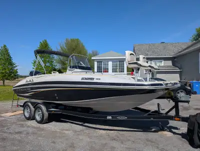 Bateau Tahoe hybride 21.5 cc pour la pêche et plaisance Le bateau a été inspecté le 4 juin 2026 par...