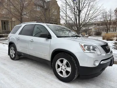 2012 gmc Acadia. Auto. 7 passenger. V6. Loaded. 280000 k. Rust free. Carfax v6. 7 seater Carfax http...