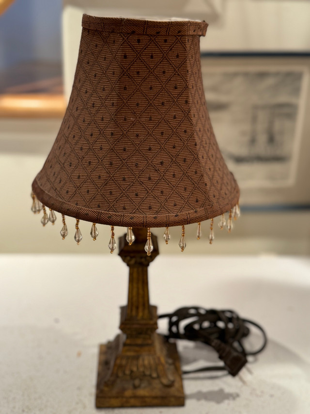 Table lamp  dans Éclairage intérieur et plafonniers  à Ville de Montréal