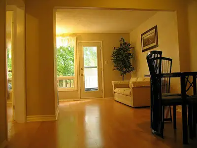 20min to Carelton.Furnished,Utilities included,ALL FEMALE-Sept 1