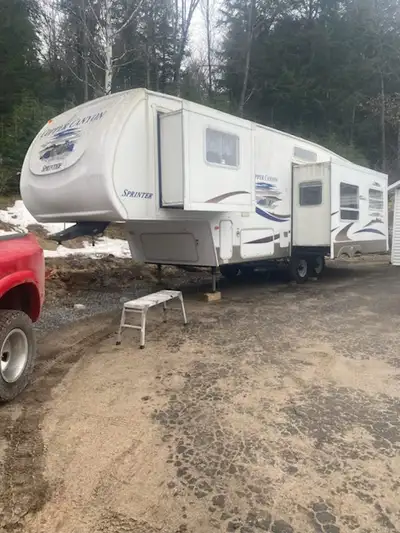 excellent tires, 2 new tires and rims and spare, propane electric fridge, propane stove/oven, oak ca...