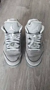 Jordan 5 golf shoes. Size 8.5