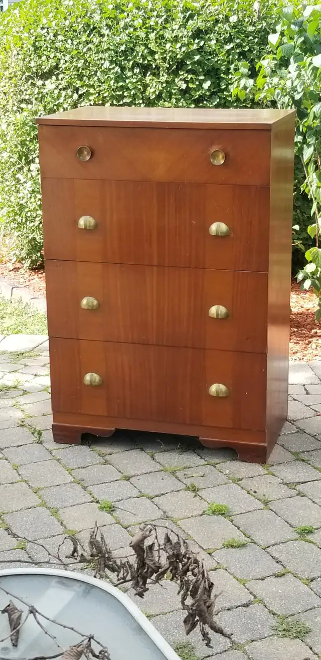 Ensemble de chambre vintage de 1953 in Multi-item in Longueuil / South Shore - Image 3