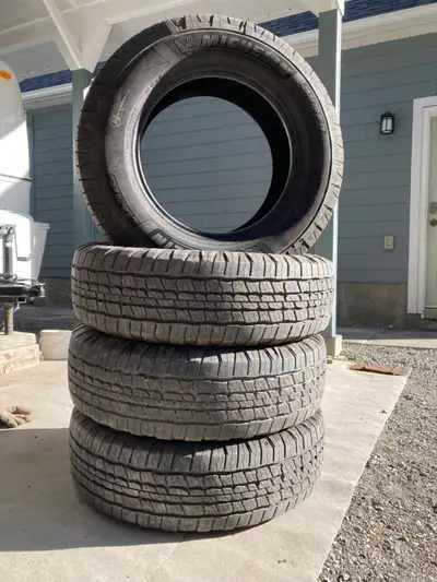 Take offs with less than 1500 km on them. Asking $600.00 cash