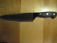 Couteau du chef KitchenAid.
