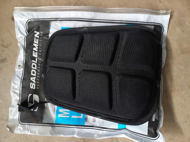 Saddlemen motorcycle molded gelpad medium in Other in St. Catharines