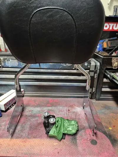 Backrest for passenger. Fitted my Harley Davidson Electra glide. Pretty much brand new.