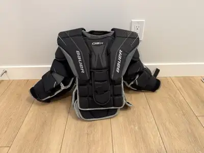 Bauer Junior Goalie Chest Protector S/M, View more