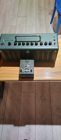 YAMAHA THR10X GUITAR AMP/PATCH 68 BOX