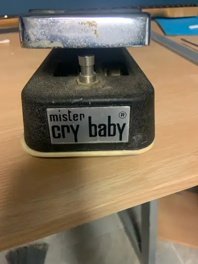 70s Jen volume/wah Seems to be working as it should Open to trade for other unique pedals or 12” spe...