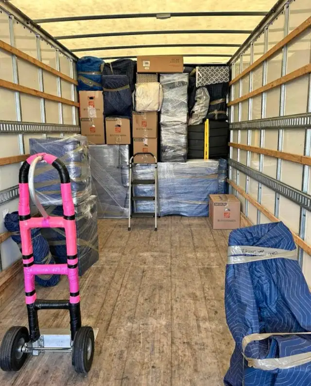 fast movers & Junk removal533010498779228164