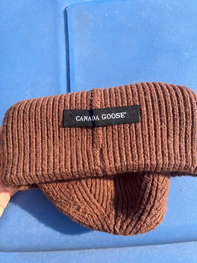 Brown Canada Goose Toque in Women's - Tops & Outerwear in Winnipeg - Image 3