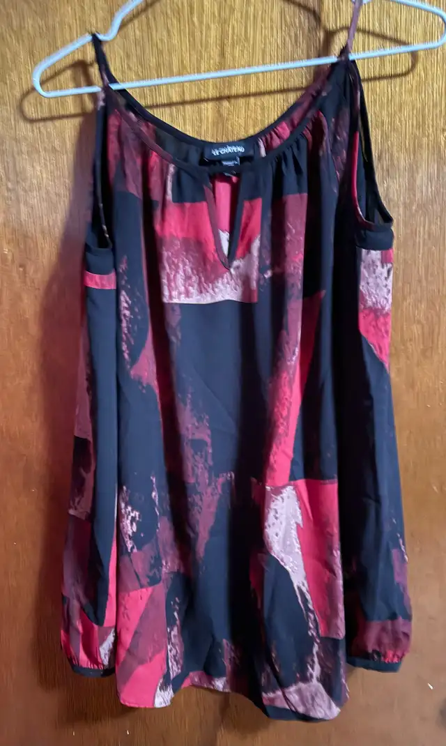 Ladies tops & dresses! $10 each in Women's - Tops & Outerwear in Mississauga / Peel Region - Image 9