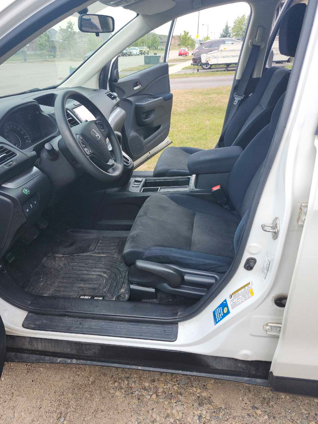 2015 Honda CRV. heated seats and back up camera in Cars & Trucks in Kitchener / Waterloo - Image 4
