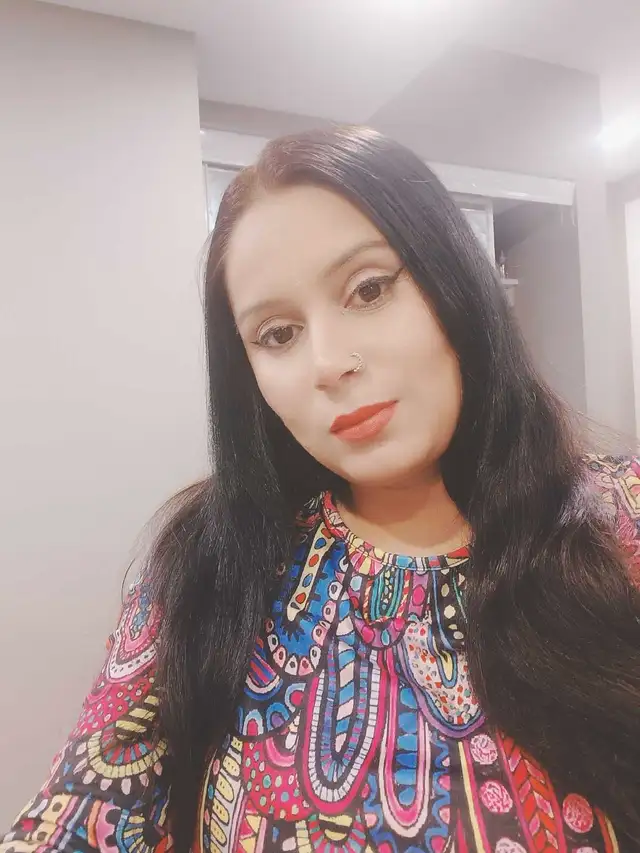 Hey I am makeup artist my name is ruby freelancer63804736407683124