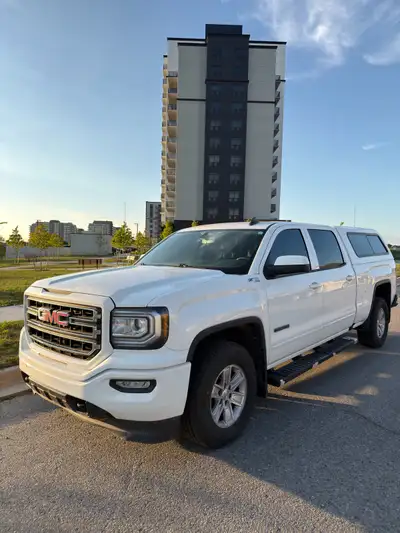Selling my 2018 gmc sierra 5.3L 6 speed 4x4. Truck has always been well taken care of, new brakes re...