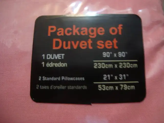 Queen Duvet set for sale in Bedding in City of Toronto - Image 4