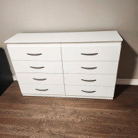 Like New 8 Drawer Dresser - White