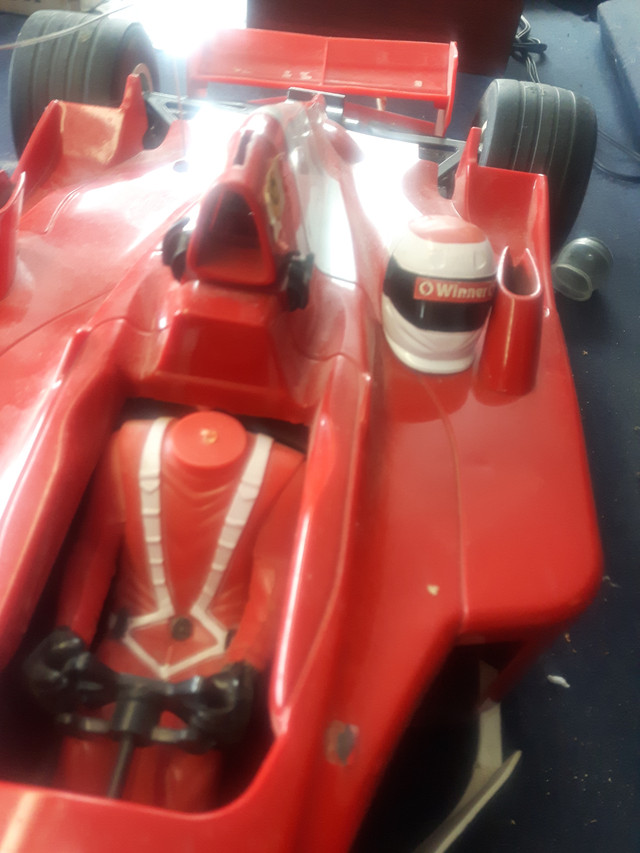 RC FORMULA ONE CAR.(PARTS OR REPAIR) in Toys & Games in Gatineau - Image 2