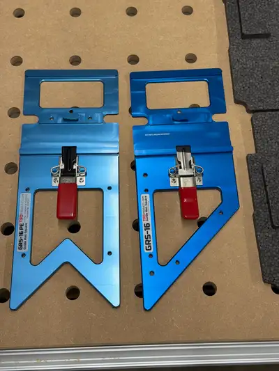 For sale is a set of TSO GRS-16 guide rail squares in new condition, perfect for ensuring accurate 9...