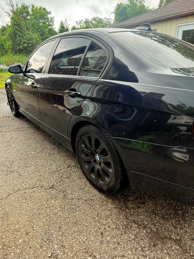 BMW 323i (E90) in Cars & Trucks in Hamilton - Image 4