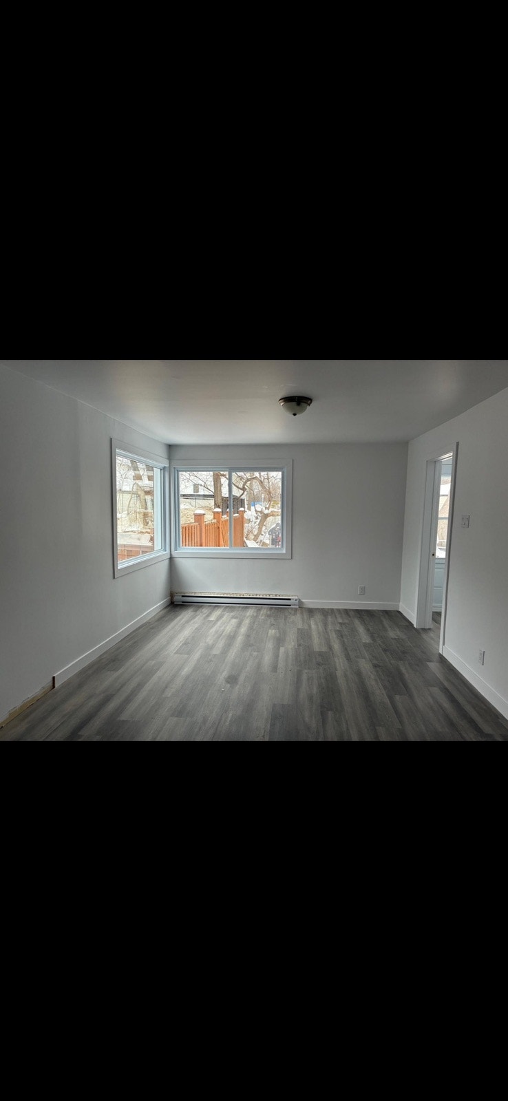 35 49e Avenue — photo 3