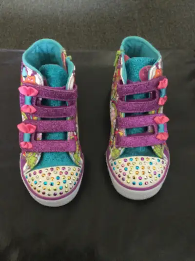 Sketchers Twinkle Toes light up kids shoes size 10