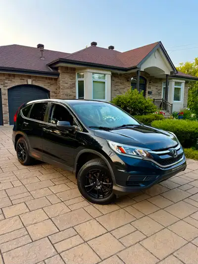 Selling my 2016 Honda CR-V LX AWD in fantastic condition. Runs like a brand new car. Only 122,000 km...