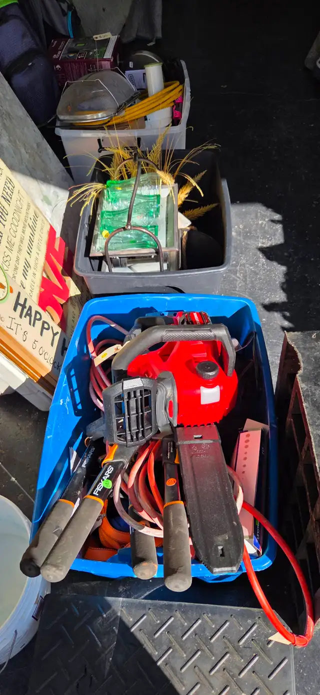 Garage Sale in Events in Ottawa - Image 9