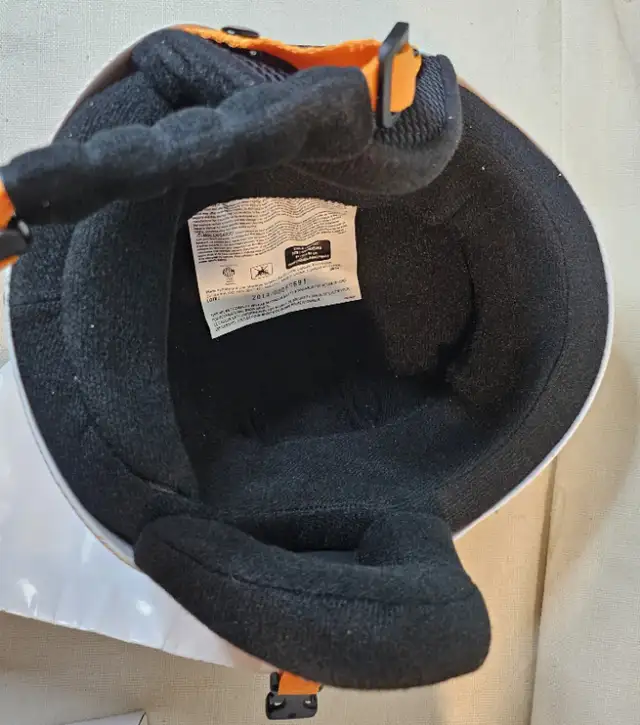 Mongoose 04MG77993-2 Child Snow Helmet White in Snowboard in Mississauga / Peel Region - Image 6