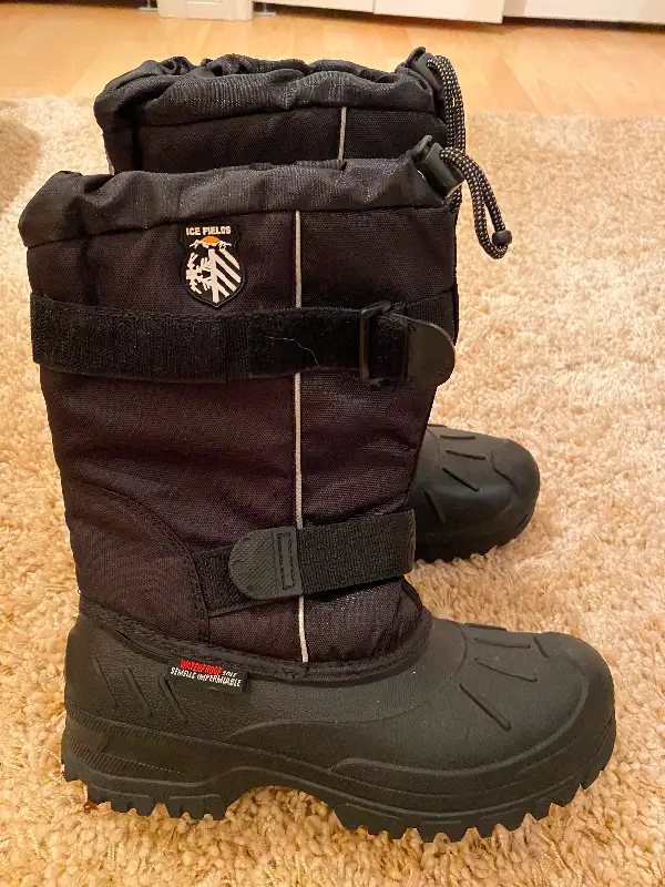 Winter boots size 662863285544195121