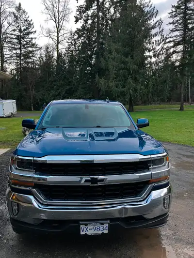 New brakes, calibers and rotors, in last 500 km. Good fuel milage, tight grocery getter,
