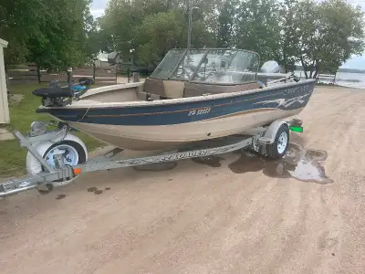 2003 Crestliner super hawk 1700 2020 Honda 90 hp out board motor less than 40 hrs on new motor and f...