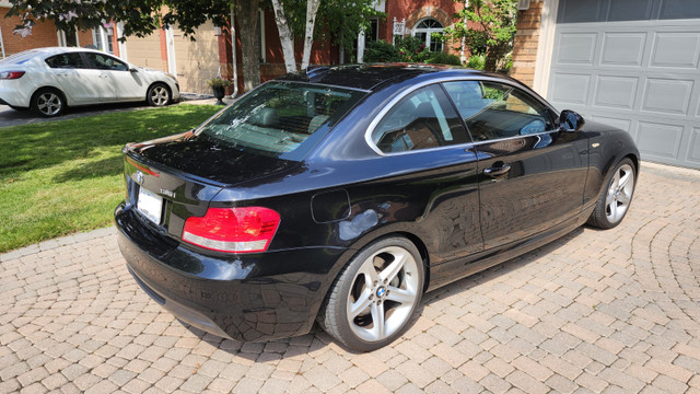 2011 BMW 135i M-Sport package. Black Sapphire in Cars & Trucks in Mississauga / Peel Region - Image 2