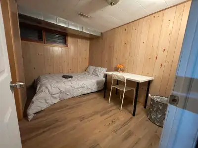 BASEMENT ROOM FOR FEMALES/COUPLES WITH AN ATTACHED WASHROOOM