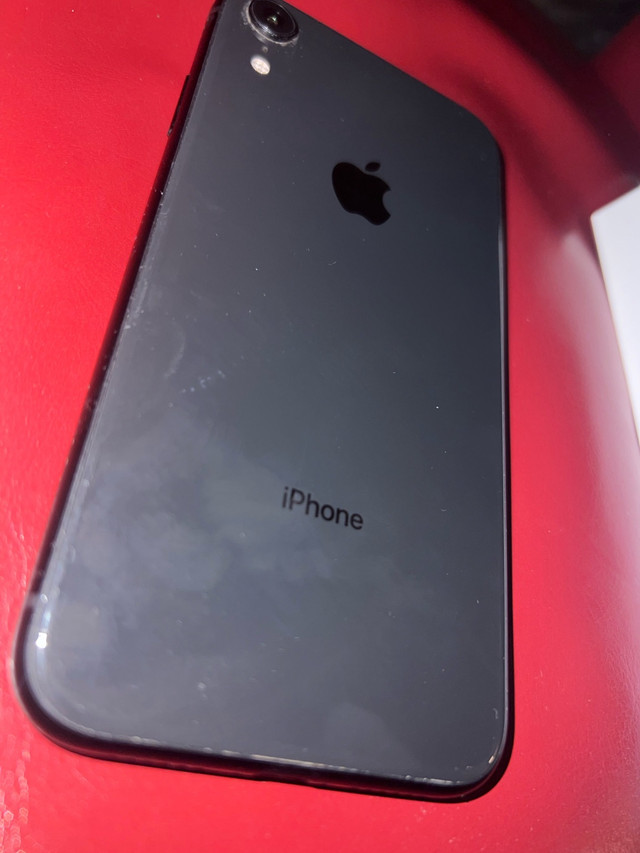 iPhone XR 64g  in Cell Phones in Oshawa / Durham Region - Image 3