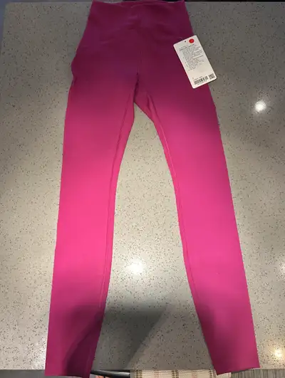 Lululemon Instill HR 28" Pink Size 2, View more