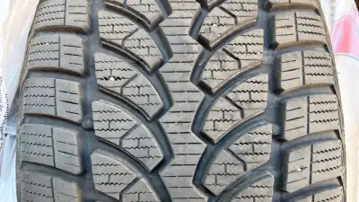 2 x Bridgestone Blizzak LM-32 225/40R19 Winter