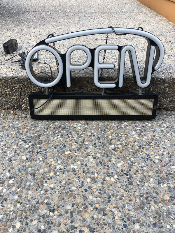 Open Print/Message Sign - $75.00 OBO in Other Business & Industrial in Calgary - Image 2