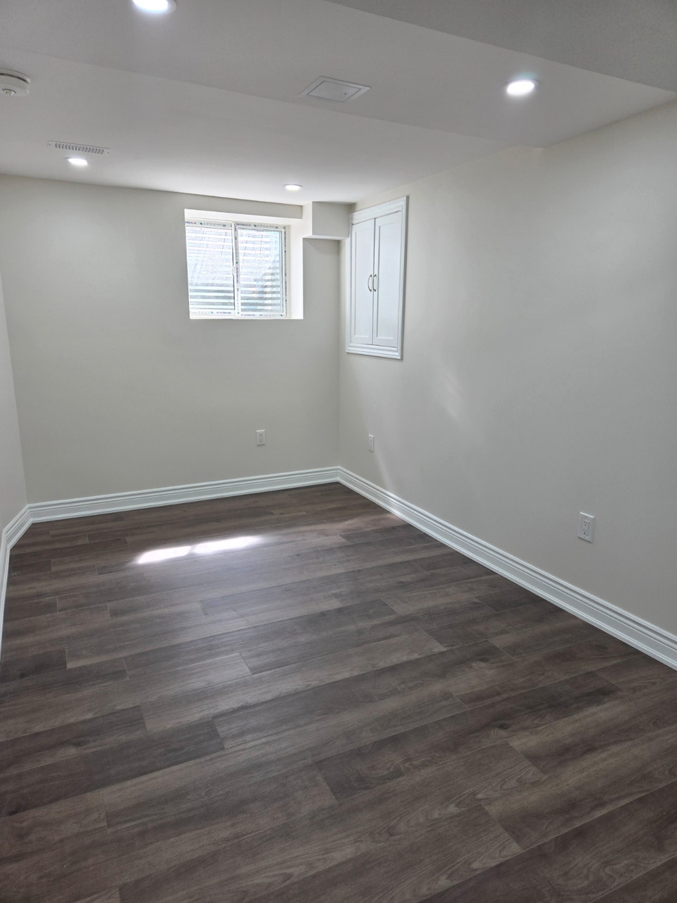 Guelph Basement Apartment for Rent 4