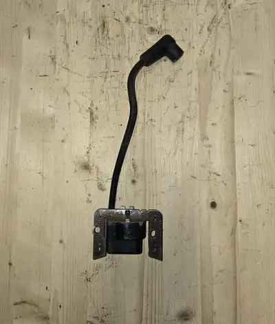 Tecumseh Snow Blower Solid State Ignition Coil Module for 5 HP Gas Engines. Tested working when pull...