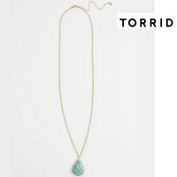 TORRID WIRE WRAPPED FAUX STONE PENDANT NECKLACE