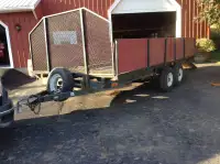 Flat deck tandem trailer