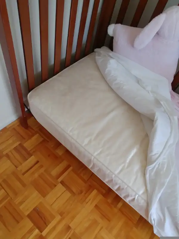 Lit d'enfant avec matelas in Beds & Mattresses in Longueuil / South Shore - Image 4