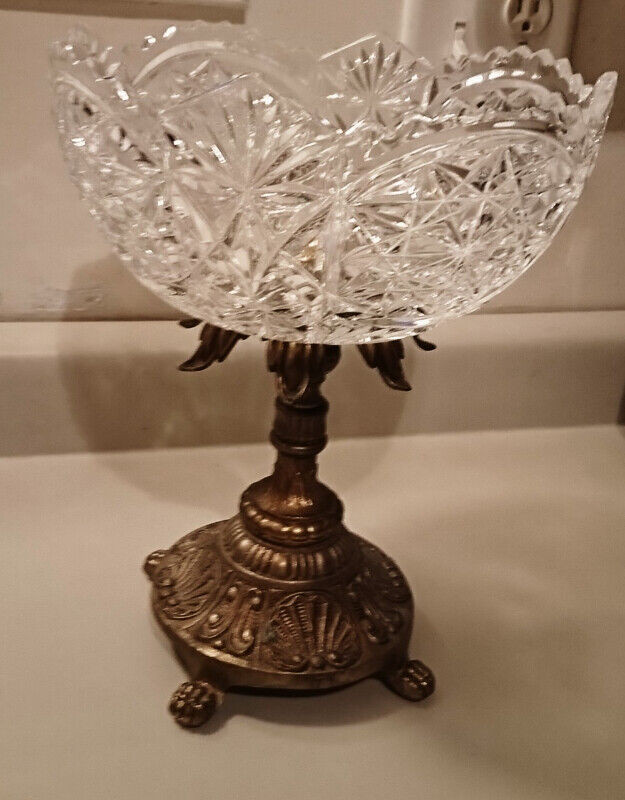 Antique Cut Crystal Bowl/ Compote with Brass Pedestal in Arts & Collectibles in Oshawa / Durham Region - Image 3